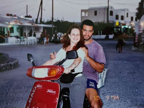 עמרי ז"ל ובשמת // צילום: באדיבות המצולמת